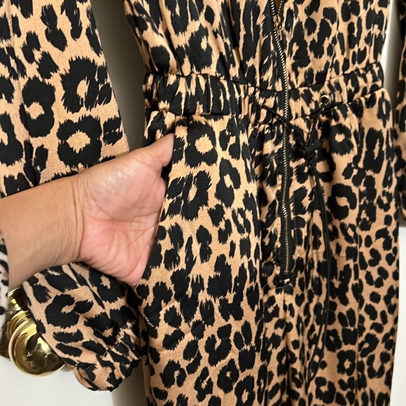 No 1 LOS ANGELES Jumpsuit cheetah Print .BNWT  size S-M - Picture 10 of 10